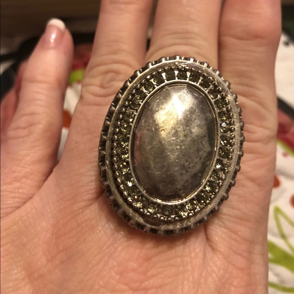 Another nice huge ring!